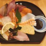 岡山市東区の行列店!海鮮丼 魚しんのランチは並んでも食べる価値アリ!!