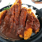 西大寺駅から車で5分 エビ丼で有名な梶屋で、久しぶりにガッツリランチ!開店と同時入店で待ち時間ゼロ