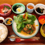 ハピータウン岡南店近く 夜は居酒屋 食堂ワンスターのランチの、豚の角煮が劇ウマ!品数も多く満足度満点!!