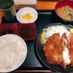 岡山市南区にワンコインランチの店発見!鳥まるのチキンカツセットは500円でボリューミー!トッピングもリーズナブル!