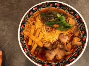 岡山市北区の県庁西側 12月オープンしてすぐの笠岡ラーメンの店 中華そば ふじ井は、大盛と並とライスのみで勝負する潔さ!