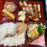 岡山市東区 六助精肉店 たみちゃんのトンカツ よっちゃんの弁当にて600円のトンカツ弁当を頂き、チキンカツとから揚げをテイクアウト