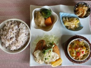 瀬戸内市牛窓 forza cafe(フォルツァカフェ)で日本のエーゲ海を眺めながら 優雅にランチ!牛窓産のカキフライが美味い!
