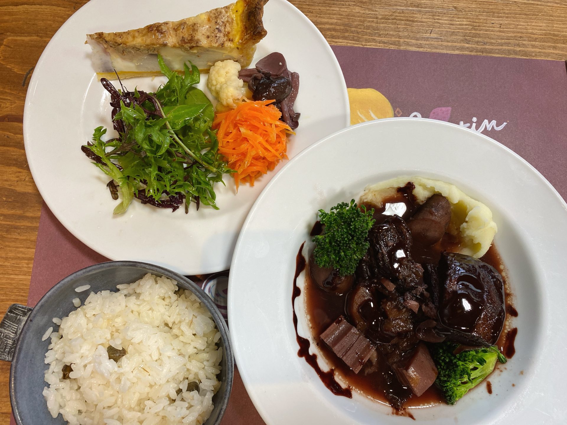 岡山市南区　カフェZ（ゼット）のランチがフレンチ顔負けの料理で、前日までの予約でスィーツとドリンクが半額サービス