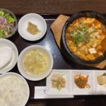 岡山駅から徒歩6分 安心野菜の中華とオーガニックワイン 華菜家 HANAYA(はなや)で熱々の石焼麻婆豆腐のランチを堪能するも、小籠包を追加!