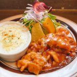 岡山駅西口から車で10分 洋食の店 ネモで初ランチ!人気のチキンピカタの定食と迷うも、デザート3種盛りの付いたネモランチに決定!