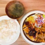 総社駅から車で2分 【洋食の店 ブーン】にて人気のチキンカツと豚ロース焼肉のAランチを頂き、味にも量にも大満足!