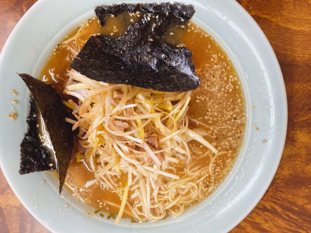 東岡山駅から車で2分 ラーメンショップのネギラーメンがクセになる美味しさ ネギ好きには堪らない味でリピ決定 食道楽の岡山ランチ