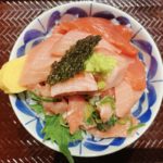 山陽道岡山ICすぐ近く【鮮神丸 エブリイOkanaka津高店】で年末に頂くランチは贅沢本マグロ丼とおススメの魚介を使った海鮮丼!