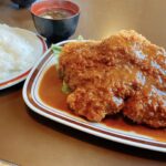 津山総合体育館から徒歩4分 洋食の店【むぎわらぼうし】の2回目訪問のランチはデカ盛りチキンカツに挑戦!美味しくて完食・・・