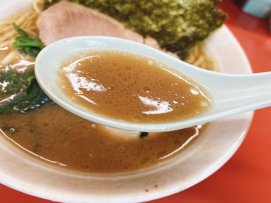 成瀬家　ラーメン豚骨スープ