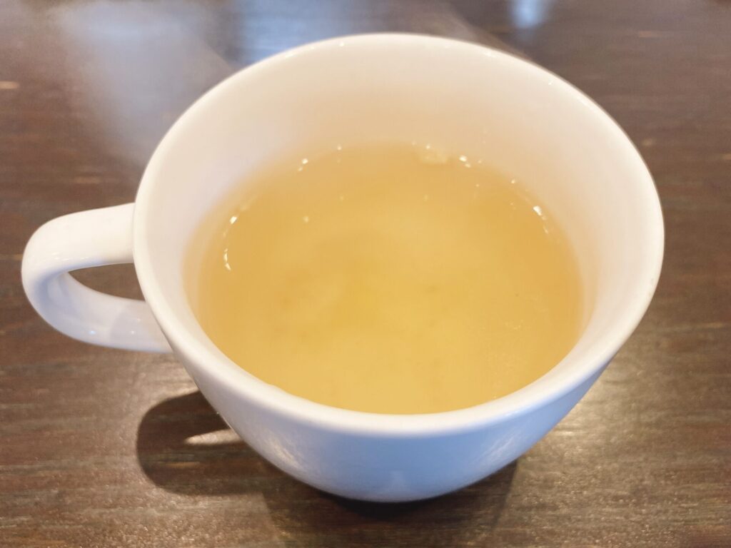 洋食バンビのコンソメスープ