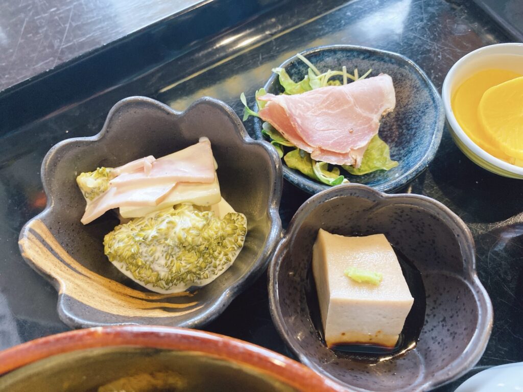 法水の小鉢