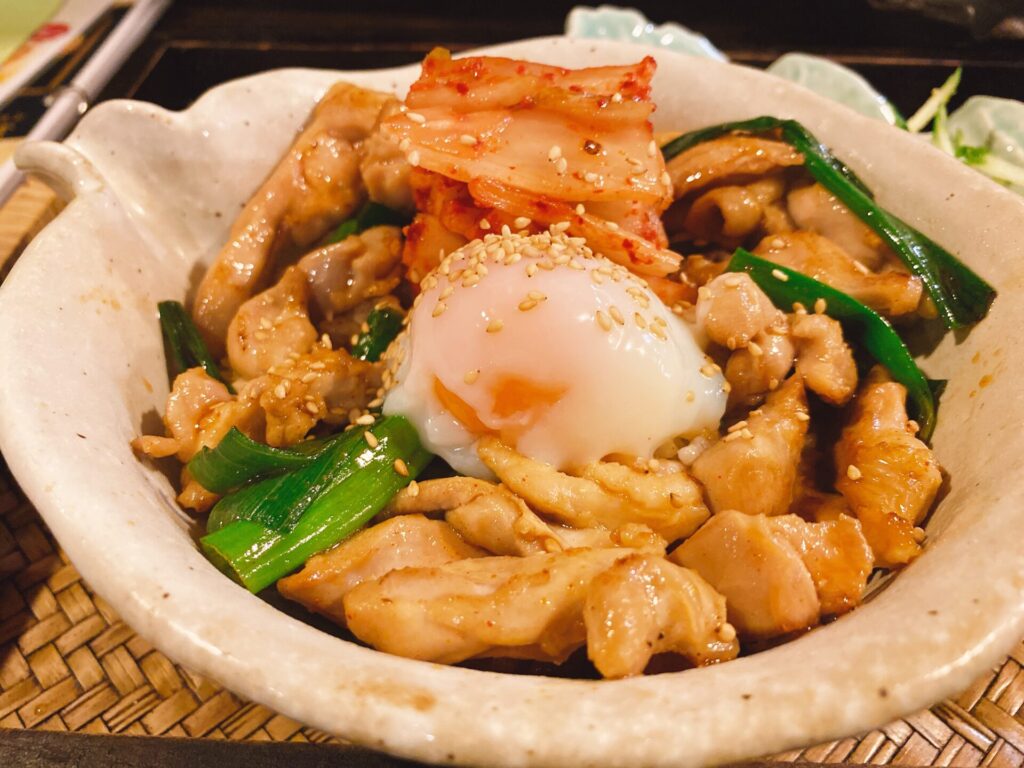 日韓食堂の鶏のプルコギ丼