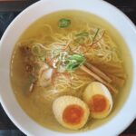 岡山市北区【ラーメン酔拳 代打は俺】現役の医師が作る鶏塩中華そばと背徳の油そばが大人気!
