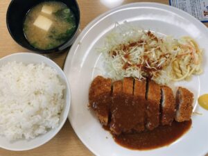 西大寺駅から車で7分【どんQ 金岡西町店】初訪問で頂いたのは黒豚とんかつ定食!