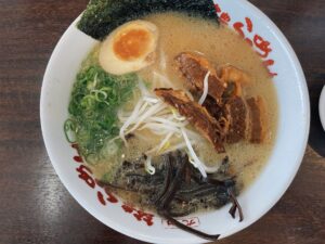 吉備津駅から車で3分【筑豊ラーメン 山小屋 備中高松店】帰って来た!とろとろ角煮ラーメンにお帰りなさい!