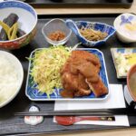 岡山市東区【アトリエ衣(きぬ)】喫茶とお直しの店で肉と魚から選ぶ手作りの日替わりランチ!