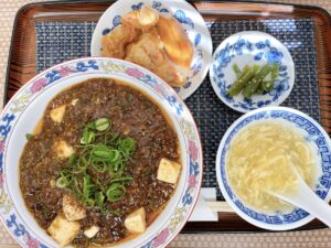 岡山市東区【点心喫茶 753(なごみ)茶房】初訪問はサービスランチの麻婆丼!中華風ドライカレーも気になる!?