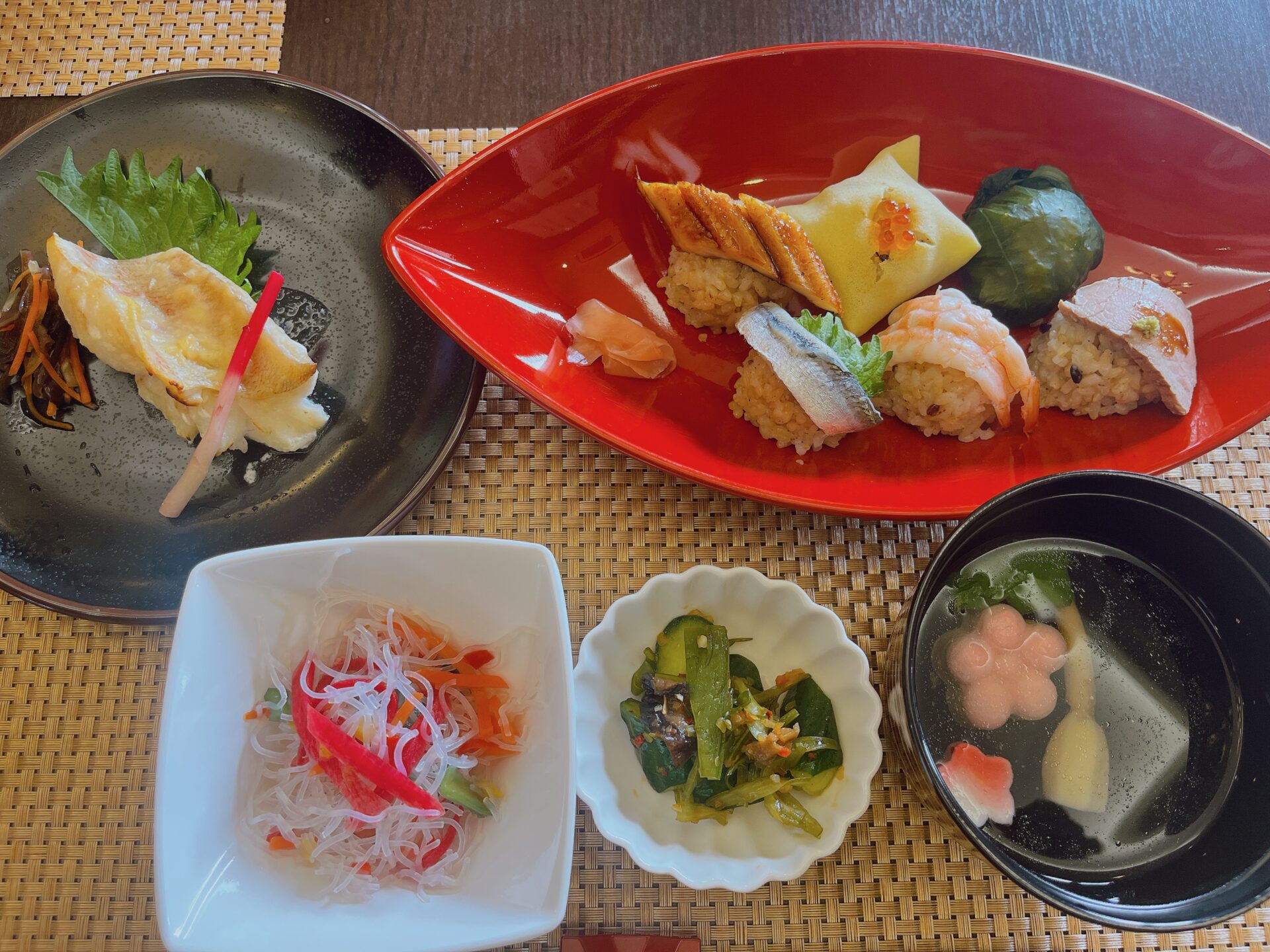 岡山市中区【自然派レストラン ラ・メール】1日18食限定！栄養管理士が作るバランスのいい料理で2023年初ランチ！