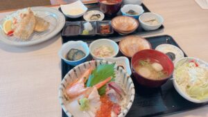 岡山市北区【定食屋 おやじ亭】ランチのあじフライが激ウマで海鮮丼も食べ応えアリ!夜も訪れたいリピ確定のお店!