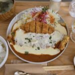 岡山市中区【ノノホワイト nono white】人気スイーツ店がランチを開始!デミカツレツ定食と手持ちいちご白玉を完食!