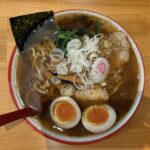 岡山市中区【麺屋はっち】朝ラーメンが嬉しい!鶏・豚・魚介の激ウマスープの隠し味はハチミツ!?