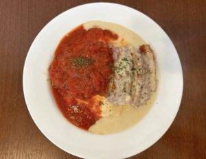 赤磐市【オムライスの店 山陽店】ランチはトマト&ホワイトソースとデミグラス!子供も大人も楽しめるお店