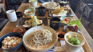 【農業体験施設 つざきの郷 あかいわ】ランチに蕎麦が頂ける素敵な古民家はワンちゃん同伴OKで足湯もアリ!
