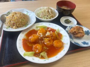 倉敷市【亀山飯店】台湾ラーメンや炒飯等1000円前後で頂ける人気のガッツリランチ!駐車場情報もアリ!!