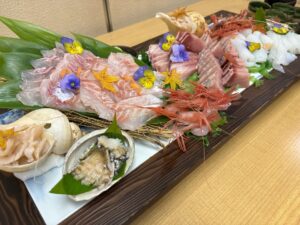 北陸への社員旅行で食べて満足！生地温泉たなかや〜四季彩館ひだなん〜加賀の里グルメまとめ