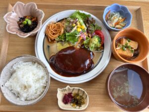 【カフェ椛(もみじ)】1100円のランチが美味しくてコスパ良過ぎ！10時訪問でモーニングも！！