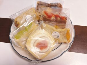 【ako.bake(アコベイク）】月に3日間のみオープン！幻の？ケーキはノンオイルの米粉シフォン！